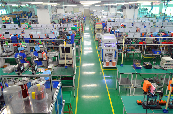 HJC黄金城无刷电机产线